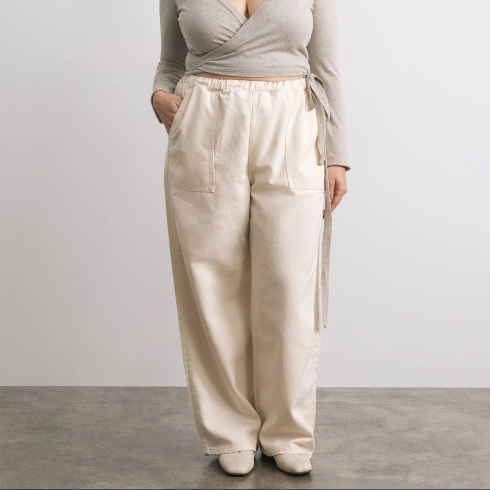 ISO: Ozma Juno Pant Putty or black Medium